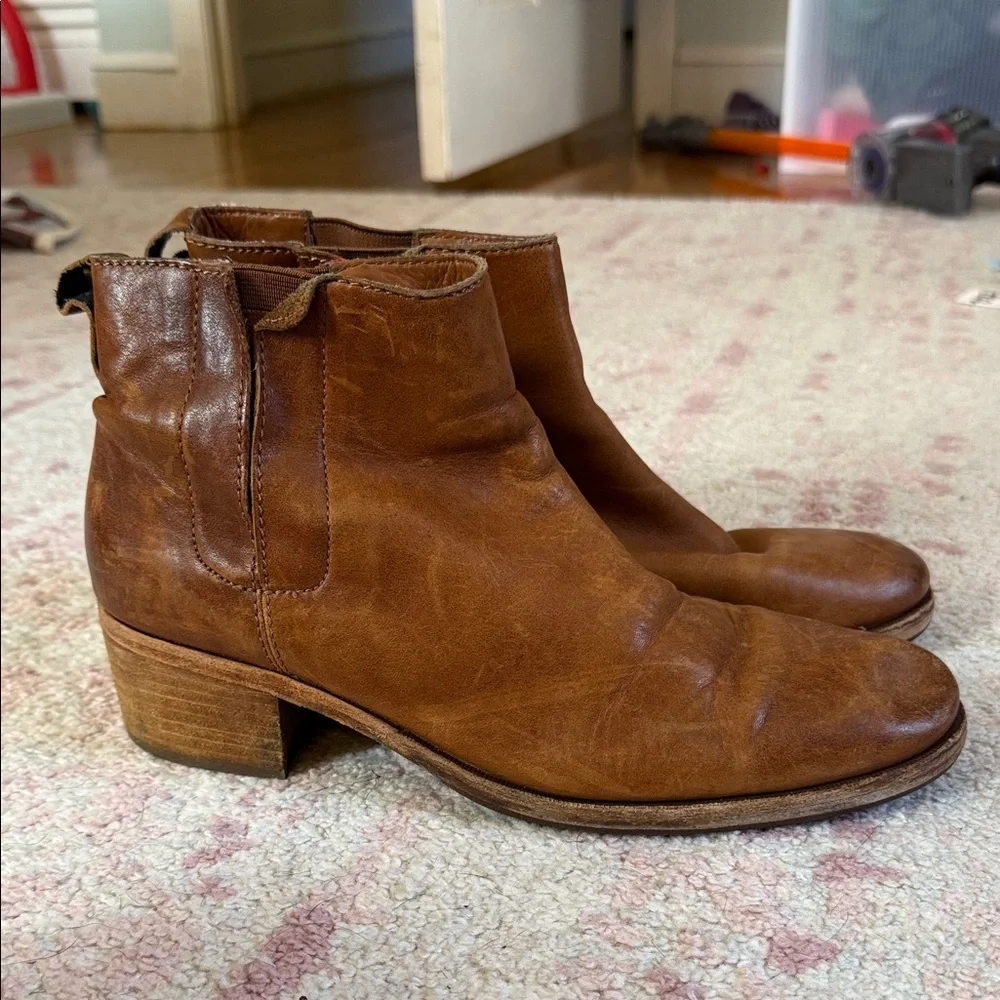 Kork-Ease Women's Tan Leather Chelsea Ankle Booties - Picture 3 of 12